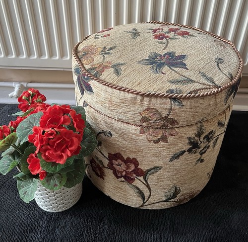 Retro round cloth covered - retro,